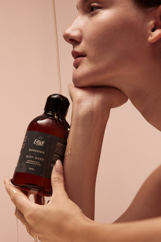 Olivé Liquid Body Wash 300ml- Gardenia